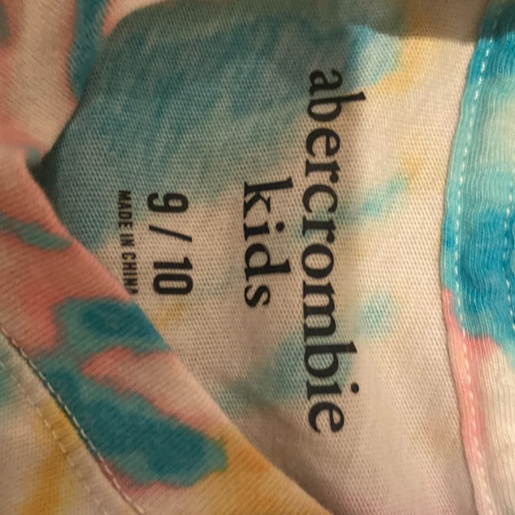 Three Abercrombie tank tops all size 9/10. - Picture 10 of 10